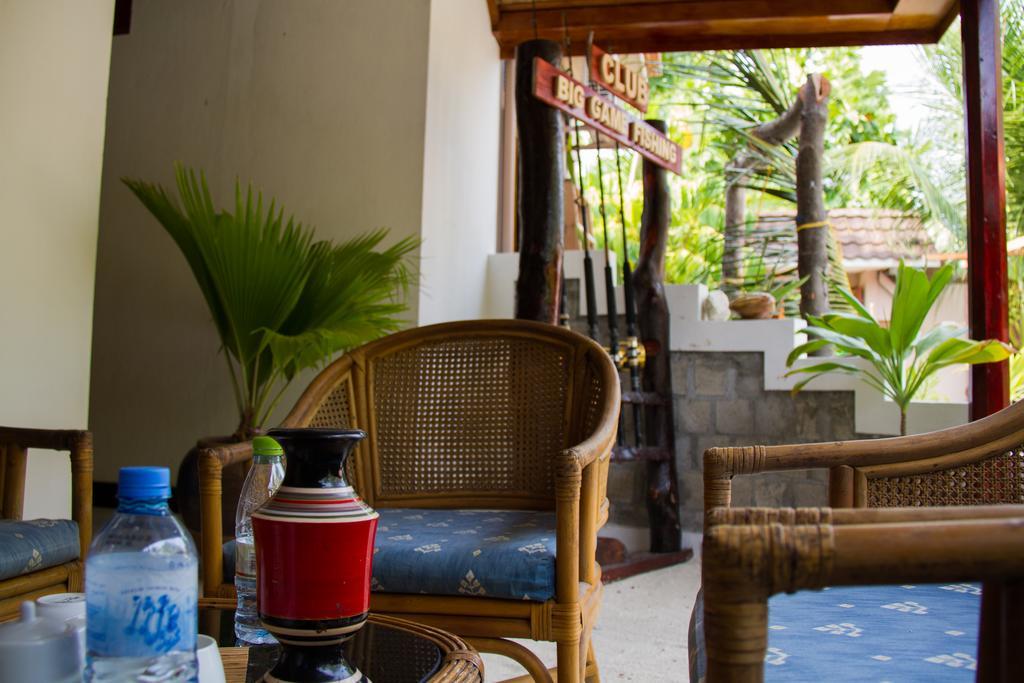 Alvi Star Inn Thulhaadhoo Buitenkant foto