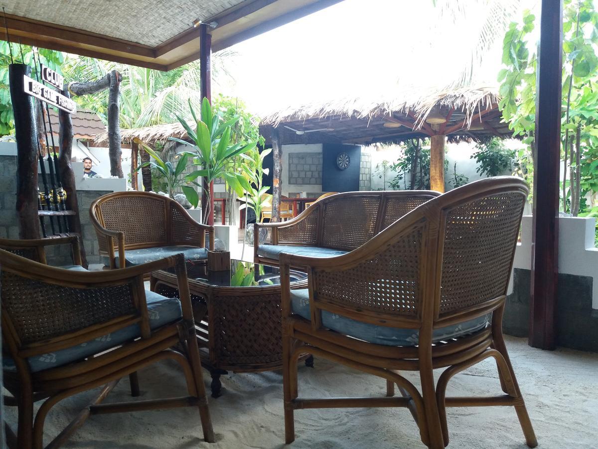 Alvi Star Inn Thulhaadhoo Buitenkant foto